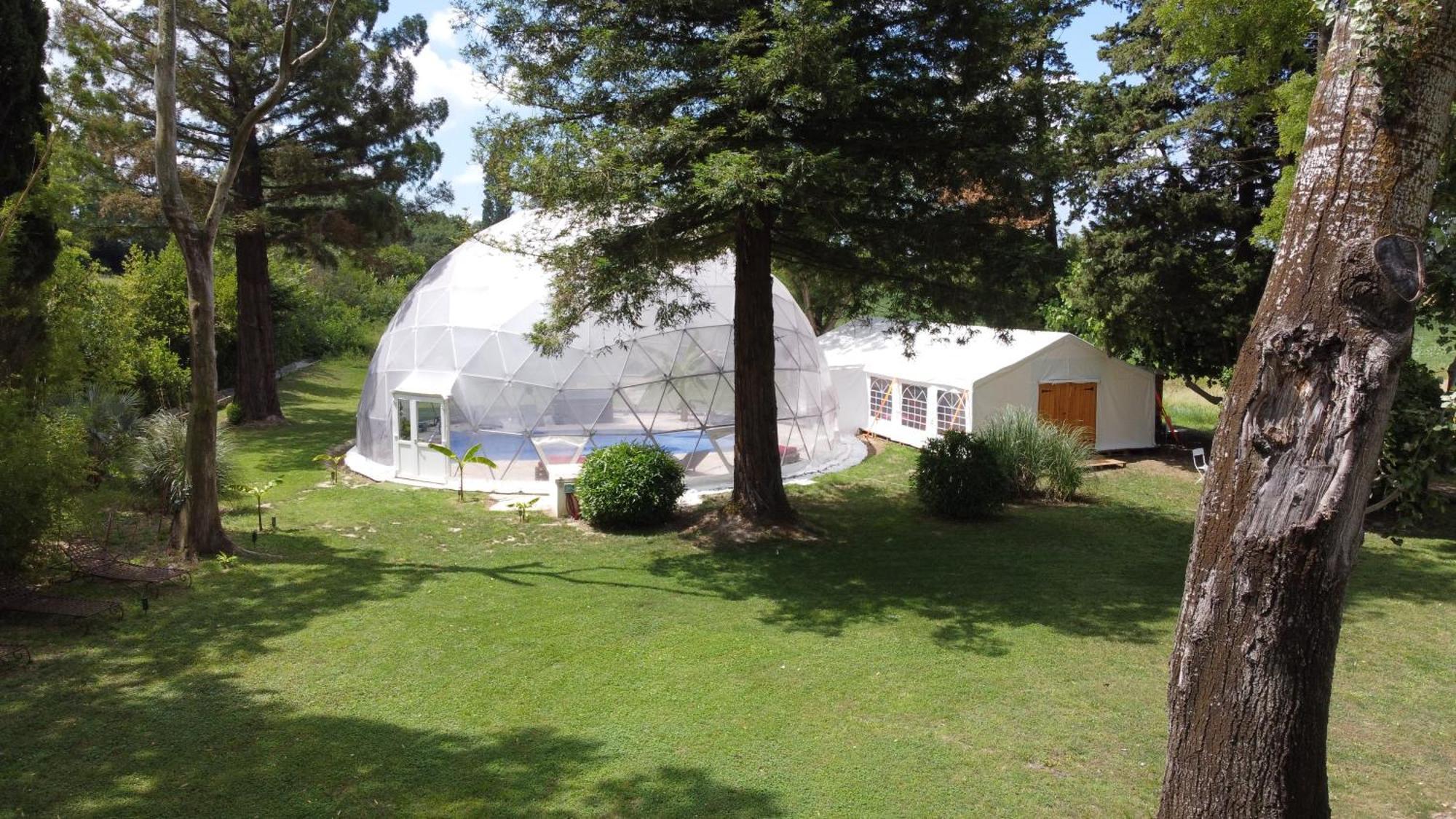 Mas Du Versadou, Dans Un Espace Naturel Protege, Piscine Couverte Chauffee Toute L'Annee, Spa Et Salle De Jeux سان جيل المظهر الخارجي الصورة