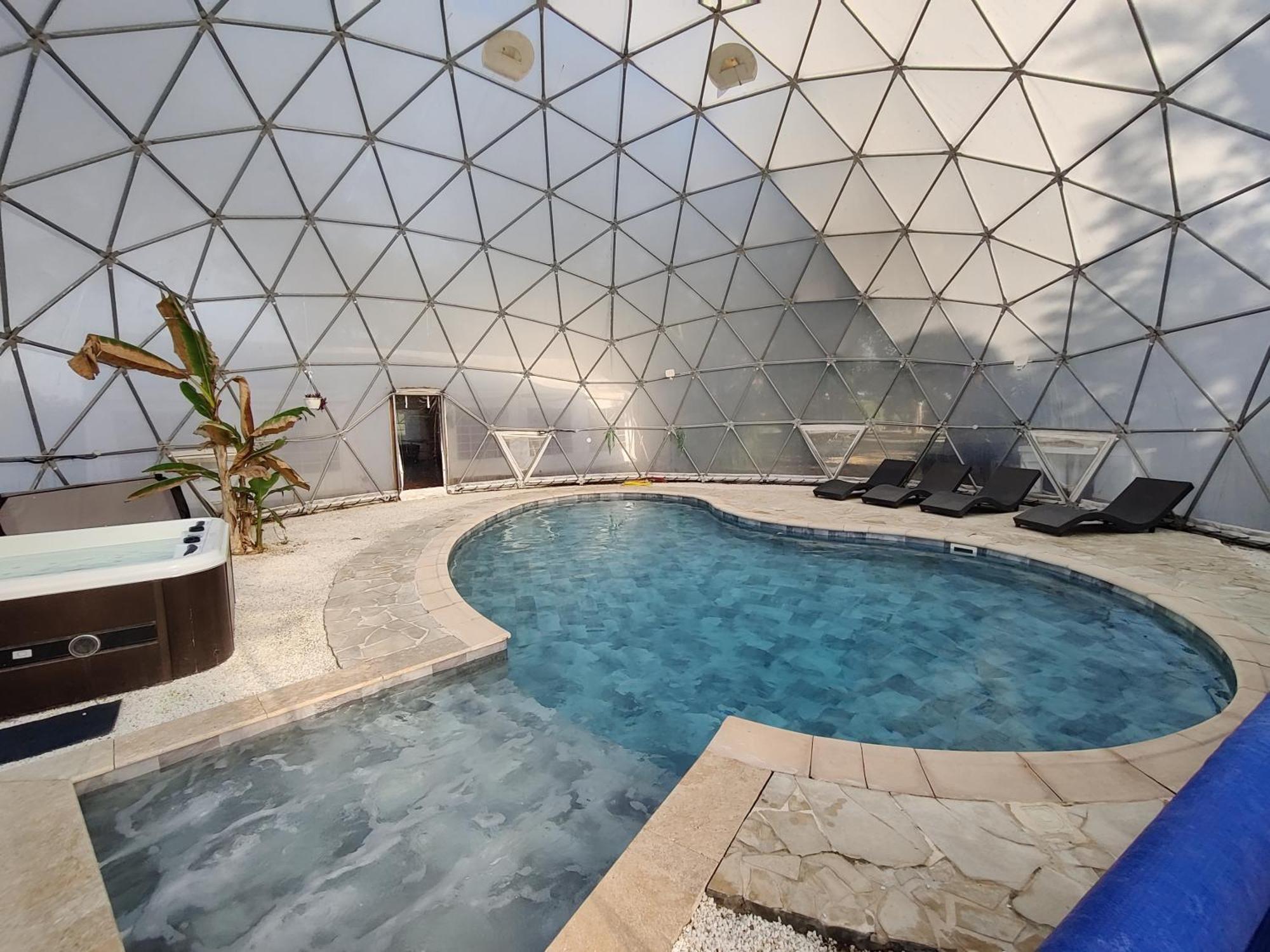 Mas Du Versadou, Dans Un Espace Naturel Protege, Piscine Couverte Chauffee Toute L'Annee, Spa Et Salle De Jeux سان جيل المظهر الخارجي الصورة